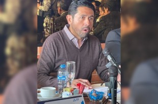 “La administración actual utilizó muchos recursos y esfuerzos para administrar empresas y los resultados han sido catastróficos", señaló Massud Martínez