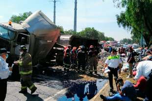 Los hechos se registraron cuando el vehículo pesado circulaba por la avenida Jesús Reyes Heroles