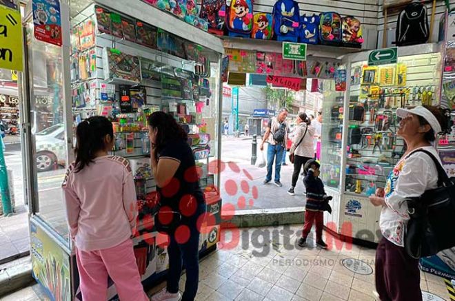 Comienza búsqueda de útiles escolares en Toluca