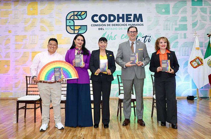 La magistrada presidenta del Tribunal Electoral del Estado de México participó en la presentación de la Cartilla de los Derechos de las Mujeres de la Diversidad Sexual y de Género.