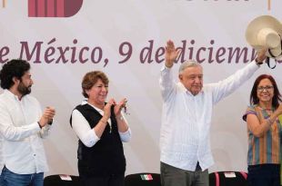 La Gobernadora Delfina Gómez anuncia la entrega directa de 400 mil tarjetas "Mujeres con Bienestar" en el Estado de México.