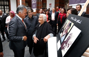 "Yo no sé leer, pero me van a enseñar mis nietas, mis nietos"