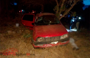 Se les olvidó usar cinturón; fallecen dos en volcadura en El Oro