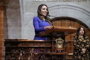 Ruth Salinas Reyes llamó a las y los jóvenes mexiquenses a involucrarse en la vida pública y fortalecer nuevos liderazgos ciudadanos.