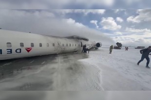 El avión cubría la ruta desde Minneapolis y aún se esperan detalles sobre el estado de los pasajeros y la tripulación.