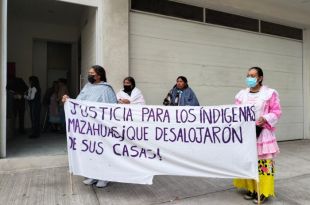 Bloquearon carriles laterales de Tollocan.