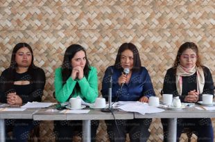 Fundación Carmen Sánchez acusa, en rueda de prensa, exclusión de su iniciativa en el Congreso mexiquense.
