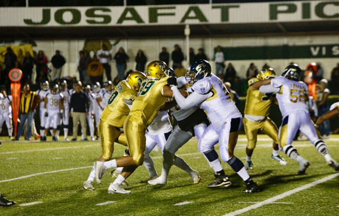 En futbol americano aplasta Potros Salvajes a Pumas Acatlán 31-0