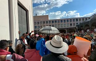 "Nos vamos a quedar hasta que nos solucionen. Hasta que nos paguen"