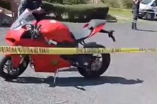 Alejandro "N" de 50 años, conducía una motocicleta Ducati