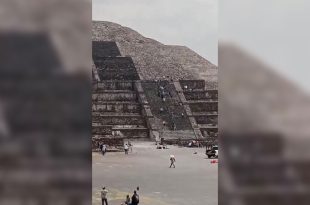 El esquema de vigilancia quedó bajo cuestionamiento luego de que, alrededor de las 11:30 horas, un hombre armado lograra subir a la cima de la Pirámide de la Luna y disparara contra visitantes.