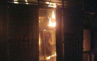 Bomberos de Toluca y Protección Civil lograron sofocar el fuego, no se reportan personas heridas