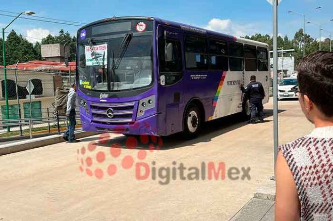 #Video: Taxis y autobuses invaden terminal del "Tren El Insurgente"