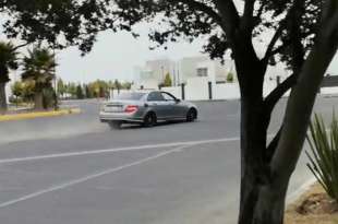 Vecinos reportan arrancones en calles de Foresta