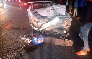 Perdió la vida tras estrellarse de frente contra un taxi