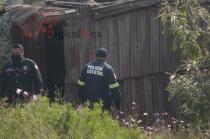 El cuerpo era de una joven de entre 15 y 17 años que vestía playera blanca y pantalón de mezclilla azul.