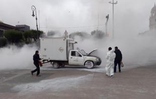 El incendio fue controlado por personal de la Fuerza de Acción y Reacción de la policía Estatal con extintores hasta la llegada de los Bomberos