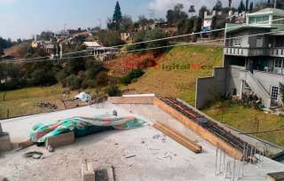 De acuerdo con la Policía Estatal, la víctima quedó tirada en la azotea del inmueble