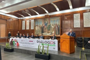 El senador Ricardo Monreal, aseguró que con las reformas, los derechos laborales de los trabajadores del Poder Judicial de la Federación serán respetados