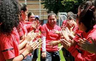 Gran recibimiento a la seleccionada sub-20 Andrea Hernández