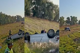 El derrame de cemento sobre la autopista Peñón-Texcoco provocó que al menos dos vehículos derraparan y terminaran volcados a la altura del kilómetro 7 rumbo a Texcoco.