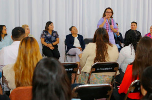 En esta primera etapa, los beneficiarios, en su mayoría entre 23 y 27 años, trabajan en áreas como Salud, Jurídica, Contraloría y el DIF municipal con salarios y posibilidad de extensión hasta por un año.