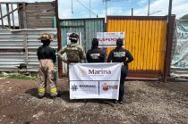 Autoridades suspendieron las actividades de un inmueble donde fueron localizados contenedores con aparente hipoclorito de sodio y no se acreditó la legalidad de la operación.