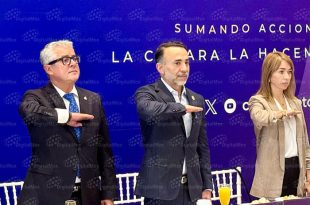 Empresarios de Canaco Servytur Valle de Toluca reconocieron a Metepec por sus avances en transparencia, digitalización y mejora regulatoria durante la administración de Fernando Flores.