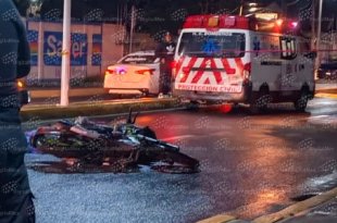 Alondra, de 23 años, murió después de que la motocicleta en la que viajaba derrapó sobre la carretera Toluca-Amanalco y posteriormente fue alcanzada por un camión.