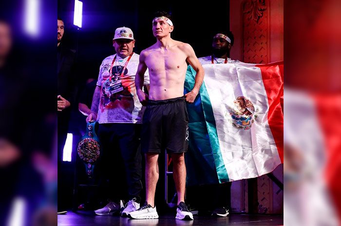 William "Camarón" Zepeda intensifica su preparación en Jiquipilco para enfrentar a Lamont Roach Jr. por el campeonato mundial de peso ligero del WBC el próximo 1 de agosto.