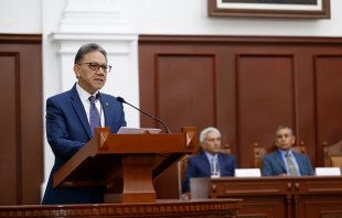 Autonomía permite a UAEMEX contribuir a formas más dignas de existencia humana: Alfredo Barrera