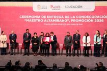 Docentes recibieron el máximo reconocimiento por su trayectoria educativa