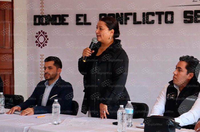 La alcaldesa Guadalupe Díaz Avilés encabezó la conferencia “Donde el Conflicto se Transforma en Acuerdo”.