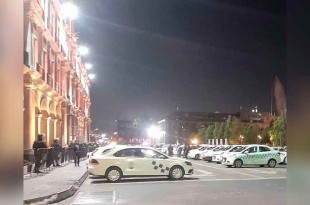 Su demanda principal es que la empresa de autobuses "Insurgentes" no opere en la zona