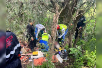 Adulto mayor de 82 años es localizado con vida en la Sierra de Guadalupe tras jornadas masivas de búsqueda de personas desaparecidas.