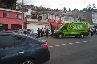 "La conductora del coche blanco dijo que al dar la vuelta en el retorno perdió el control"