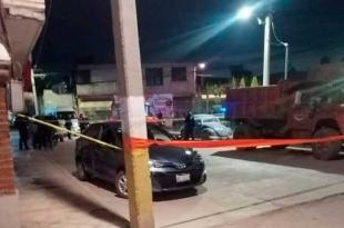 Paramédicos informaron que el hombre tenía una herida de bala.