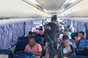 La unidad en la que viajaban era un camión de la Línea Soria con placas de circulación 49-RA1-J.