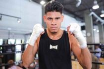 El "Vaquero" Navarrete se embarca en negociaciones para el título ligero, con la WBO ordenando acción dentro de los próximos 15 días.