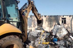 Una bodega en donde almacenaban PET y desperdicios industriales