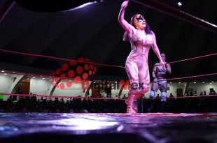 La veracruzana demostró que viene por todo, exhibiendo su poderío en el ring.