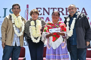 La gobernadora Delfina Gómez encabezó la entrega del FAISPIAM 2025 en el Centro Ceremonial Otomí.