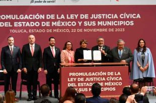 La gobernadora reconoció que el decreto de esta ley es el resultado de la concertación de ideas y propuestas de las diputadas Karla Gabriela Esperanza Aguilar Talavera y Azucena Cisneros.