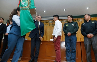 Abanderó Alfredo Barrera a equipos UAEM que participarán en certámenes internacionales