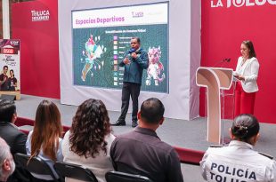 En la conferencia “La Toluqueña”, el alcalde Ricardo Moreno Bastida informó sobre la rehabilitación de espacios deportivos y el proyecto de una nueva cancha en Toluca.