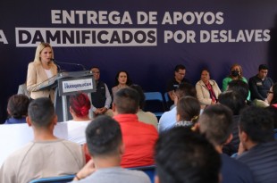 Romina Contreras supervisó los trabajos que se llevan a cabo en el camino Zacamulpa-Cuajimalpa, luego del deslave que se presentó por las intensas lluvias.
