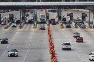 CAPUFE anunció cierres parciales y un cierre total en la autopista México–Querétaro por trabajos de colocación de una estructura metálica en distintos tramos.