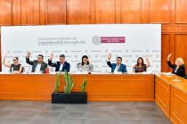 Analiza Congreso mexiquense entrega gratuita de toallas, tampones y copas menstruales