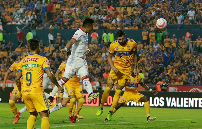 Tigres se impuso 3-0 a Toluca en duelo de la Jornada 14
