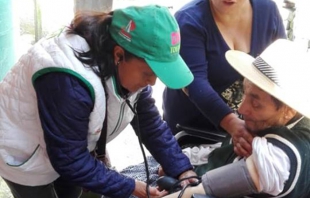 Con Salud en tu Hogar lleva gobierno de Toluca consultas gratuitas a domicilio